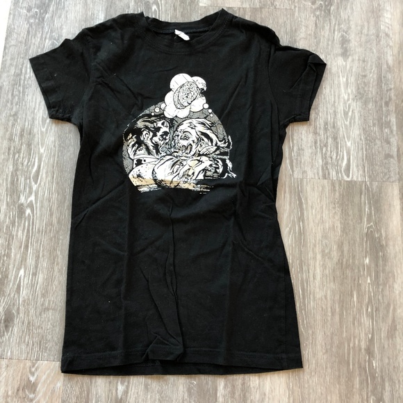 🚨*3/$8*🚨Used Graphic Shirt